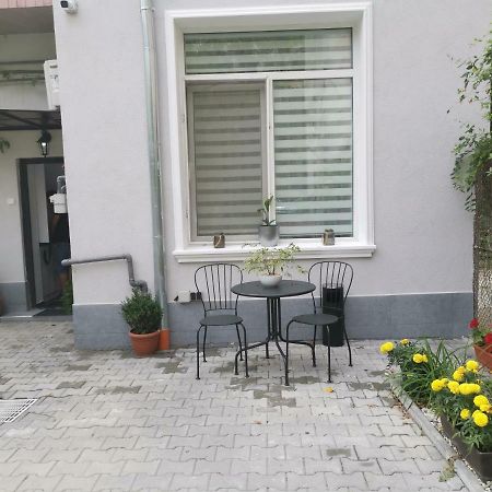 Maison 33 Bucharest Exterior photo